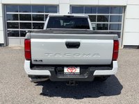 26 Toyota TACOMA 4X4-5