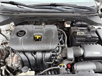 Hyundai Elantra Preferred 2019-7