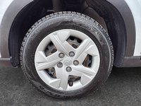 Hyundai Venue Essential 2021-5