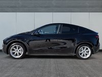 Tesla Model Y  2023-4