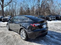 Tesla Model Y  2023-3