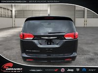 Chrysler Grand Caravan SXT 2024-5