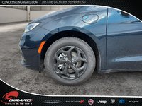 Chrysler Pacifica Hybrid PINNACLE 2024-8