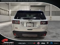 Jeep Cherokee LAREDO 2026-4