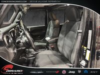 2022 Jeep Gladiator Willys-11