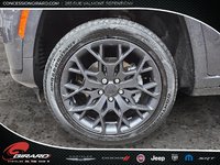 Jeep Grand Cherokee L Summit 2023-9