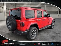 Jeep Wrangler 4-Door SAHARA 2025-4