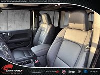 Jeep Wrangler 4-Door SAHARA 2025-13