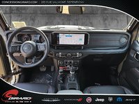 Jeep Wrangler 4-Door RUBICON 2025-12