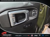 Jeep Wrangler Unlimited Sahara 2022-14