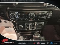 Jeep Wrangler Unlimited Sahara Altitude 2022-16