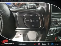 Jeep Wrangler Willys 2022-17