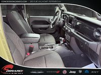 Jeep Wrangler Sport Altitude 2023-4