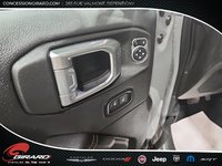 Jeep Wrangler High Altitude 2023-14