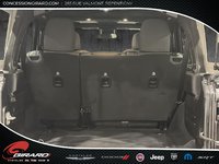 Jeep Wrangler Sahara 2024-8