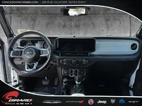 Jeep Wrangler Sahara 2025-11