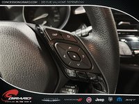 Toyota C-HR LE 2022-17