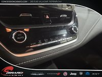 Toyota Corolla Hatchback S CVT 2022-19