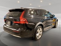 2025 Volvo V60 B5 CROSS COUNTRY CORE TOIT PANO NAV 4RM-3