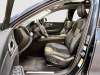 Volvo XC60 B5 CORE CUIR TOIT PANO NAV 4RM 2025-6