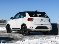 Hyundai Venue Essential 2022-1