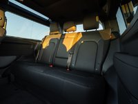 Land Rover Defender X-Dynamic SE 2023-4