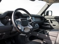 Land Rover Defender S 2023-2