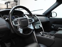 2023 Land Rover Discovery S-2