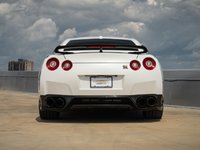 Nissan GT-R Black Edition 2016-6