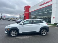 Hyundai Kona Essential 2021-6