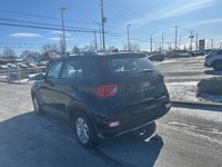 2021 Hyundai Venue Preferred-3