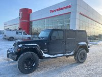 Jeep Wrangler Unlimited Sahara 2011-0