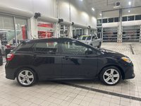Toyota Matrix  2011-4