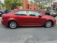 Toyota Corolla LE CVT 2021-6