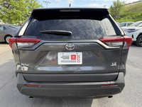 Toyota RAV4 LE AWD 2020-4