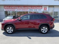 Toyota RAV4 XLE FWD 2021-1