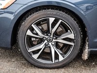 2023 Volvo S60 Core Dark Theme-3