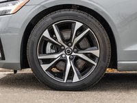 2024 Volvo S60 Core Dark Theme-3