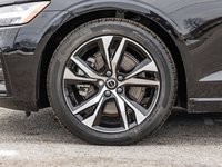 2024 Volvo S60 Core Dark Theme-3