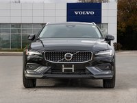 2025 Volvo V60 Cross Country Core-1