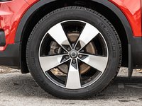 2020 Volvo XC40 Momentum-3