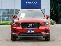 2020 Volvo XC40 Momentum-1
