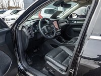 2025 Volvo XC40 Core Bright Theme-7