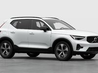 2026 Volvo XC40 Plus Dark Theme-2