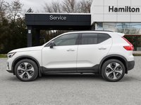 2026 Volvo XC40 Plus Dark Theme-2