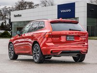 2023 Volvo XC60 Plus Dark Theme-4