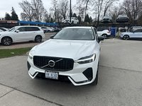 2025 Volvo XC60 Plus Dark Theme-3