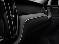 2025 Volvo XC60 Ultra Dark Theme-6