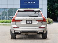 2025 Volvo XC60 Plus Dark Theme-5