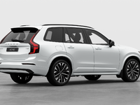 2026 Volvo XC90 Plug-In Hybrid Ultra Dark Theme-3